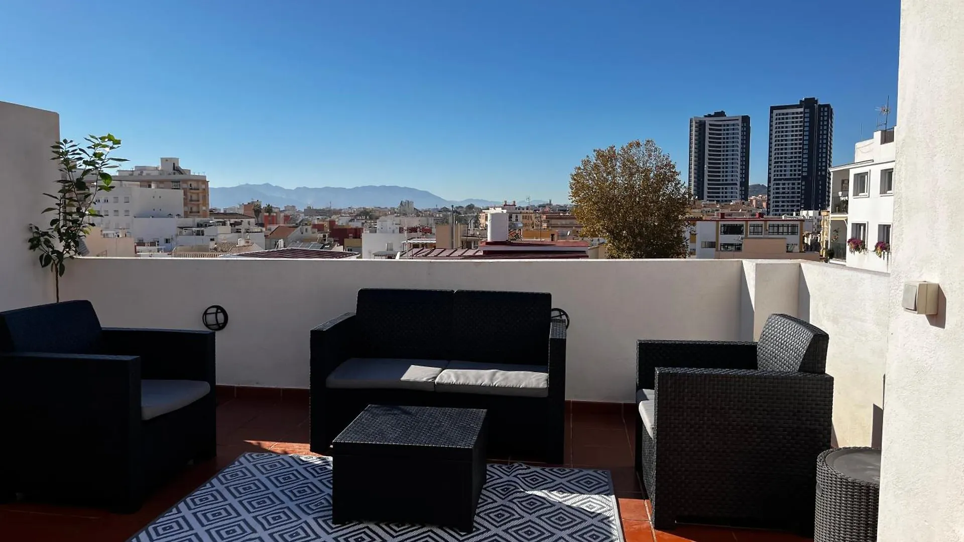 アパート マラガBarcelo 30, Terrace, Center, Garage On Request, Quite Neighborhood, Baアパートメント